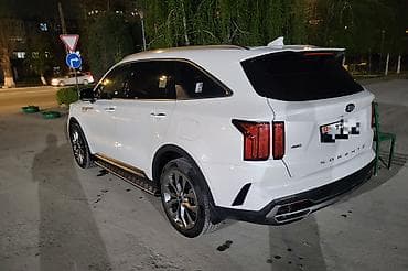 r15 5114: Kia Sorento: 2021 г., Кроссовер — 2