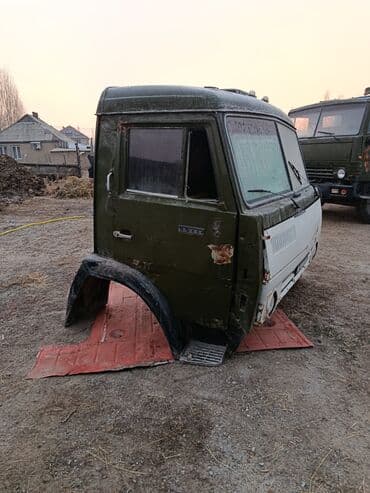 Кузовные детали: Кабина Камаз Б/у, Оригинал — 5