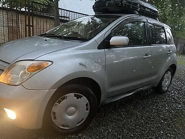тико 2: Toyota Ist: 2003 г., 1.3 л, Автомат, Газ, Хетчбек — 2