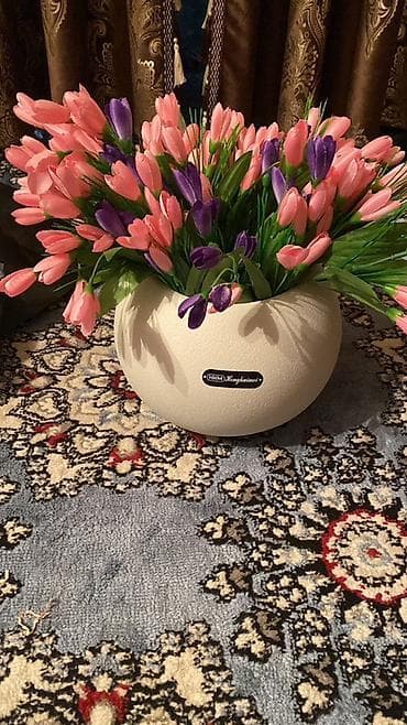 светы бишкек: Искусственные цветы в декоративной композиции. - Композиция в широкой — 1