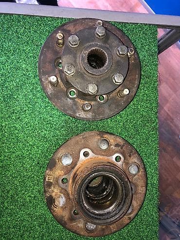 mitsubish: Задняя правая Ступица Mitsubishi 1999 г., Б/у, Оригинал, Япония — 2