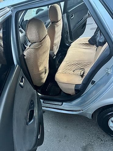 Nissan Primera: 2002 г., 1.8 л, Механика, Бензин, Универсал — 7