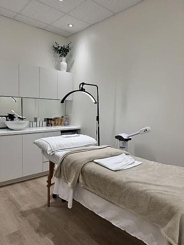 Аренда кабинетов в салонах красоты, 15 м², Для бровиста, Для визажиста, Для лешмейкера
