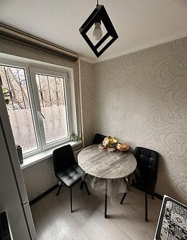 Батирлер: 2 бөлмө, 45 м², 8-мкр 104-серия, 1 кабат, Евро оңдоо — 8