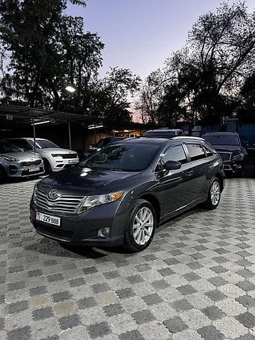 Toyota Venza: 2009 г., 2.7 л, Автомат, Бензин, Кроссовер at lalafo.kg Toyota Venza: 2009 г., 2.7 л, Автомат, Бензин, Кроссовер