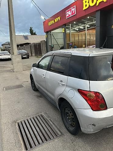 ist: Toyota Ist: 2004 г., 1.3 л, Автомат, Бензин, Хэтчбэк — 5