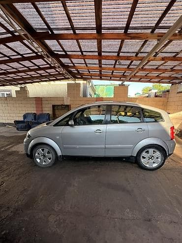 Audi: Audi A2: 2000 г., 1.4 л, Механика, Бензин, Хэтчбэк — 2