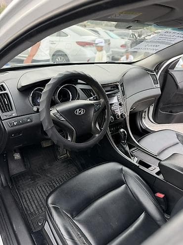 hongqi hs3: Hyundai Sonata: 2016 г., 2 л, Автомат, Газ, Седан — 7