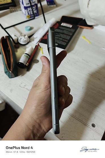 кирпич нокиа: Google Pixel 8, Б/у, цвет - Серый — 4