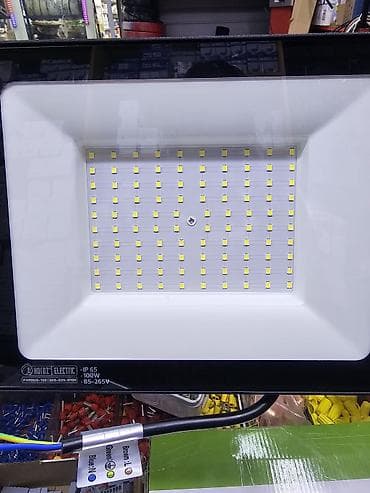 солнечный прожектор 200w: Светодиодные светильники и прожекторы - Потолочные панельные — 4