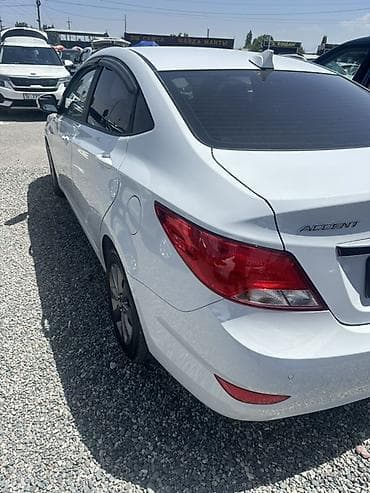 e2 byd: Hyundai Accent: 2019 г., 1.4 л, Автомат, Бензин, Седан — 4