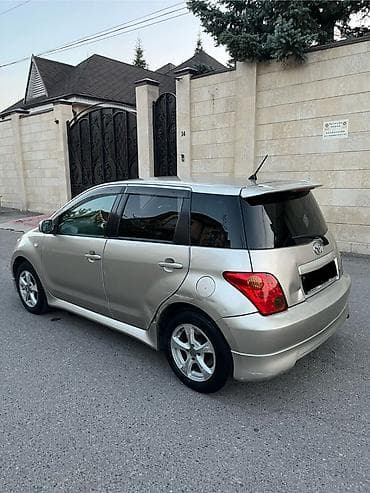 кузов ист: Toyota Ist: 2003 г., 1.5 л, Автомат, Бензин, Хэтчбэк — 4