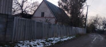 элитные дом: Үй, 80 кв. м, 5 бөлмө, Менчик ээси, Эски ремонт — 2