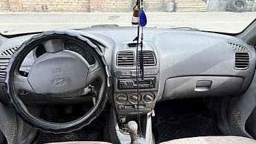 ангельские глаза: Hyundai Accent: 2005 г., 1.3 л, Ручные, Бензин, Седан — 8