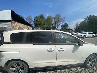 FAW Besturn: 2024 г., Автомат, Электромобиль, Минивэн — 4