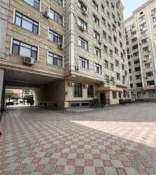 срочно продаётся 1 комнатная квартира в районе шлагбаум по улице кенсуйская 17 пересекает интергельпо: 2 комнаты, 53 м², Элитка, 8 этаж, Евроремонт — 5