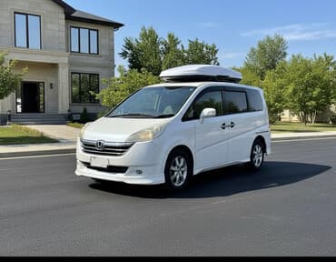 продается в рассрочку авто минивен степ вагон: Honda Stepwgn: 2005 г., 2 л, Автомат, Бензиновая, Минивэн — 1