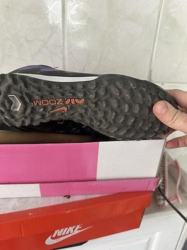 аир зумы: Легкие беговые кроссовки Nike с технологией Air Zoom. - Назначение — 4