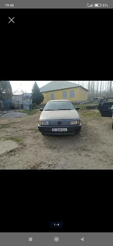 бир: Volkswagen Passat: 1988 г., 1.8 л, Кол менен иштөөчү, Седан — 3