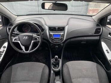 Ковролин: Hyundai Accent: 2012 г., 1.4 л, Механика, Бензин, Седан — 4