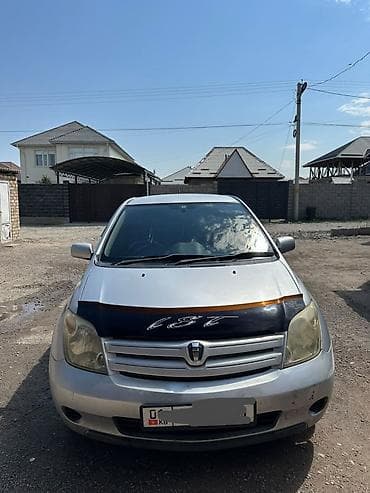 Toyota Ist: 2003 г., Бензин, Хэтчбэк at lalafo.kg Toyota Ist: 2003 г., Бензин, Хэтчбэк