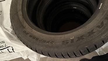 материал ева: Шины 275 / 55 / R 20, Зима, Комплект, Внедорожные (АТ/МТ), Maxxis — 1