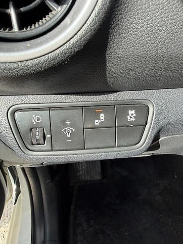 жыгули 06: Kia K3: 2022 г., 1.6 л, Автомат, Бензин, Седан — 8