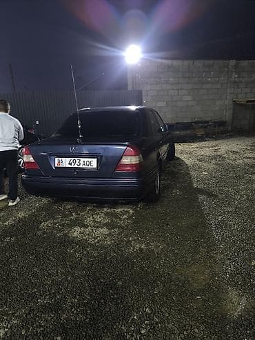Mercedes-Benz C-Class: 1994 г., 1.8 л, Ручные, Бензин, Седан