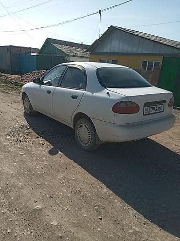 митсубиси спейс стар: Daewoo Lanos: 1999 г., 1.5 л, Ручные, Бензин, Седан — 4