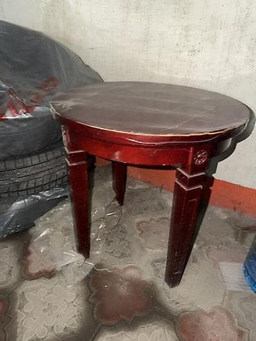 тепловая пушка б у: Круглый прикроватный/журнальный столик из массива дерева. - Форма — 3