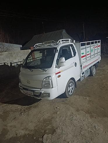 Легкий грузовик, Hyundai, Стандарт at lalafo.kg Легкий грузовик, Hyundai, Стандарт
