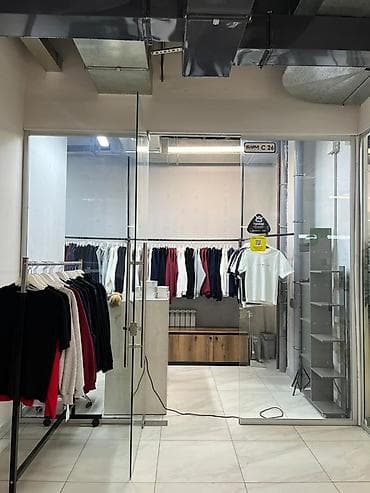 гатовые бизнес в бишкеке: Продажа бутиков В торговом центре, 20 м², 3 этаж — 1