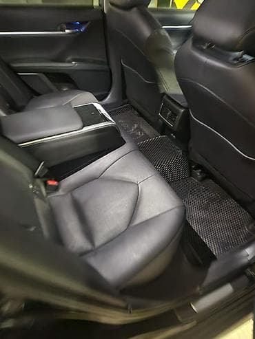 bud e5: Toyota Camry: 2023 г., 2.5 л, Автомат, Бензин, Седан — 4