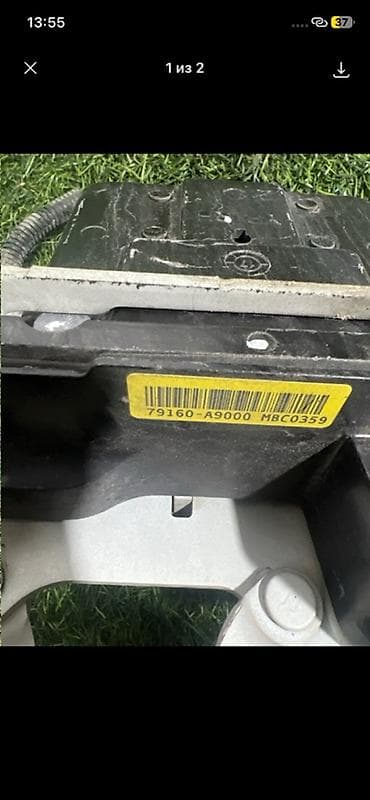 step: Петля капота правая для Kia Carnival (YP), поколение 3. - — 2