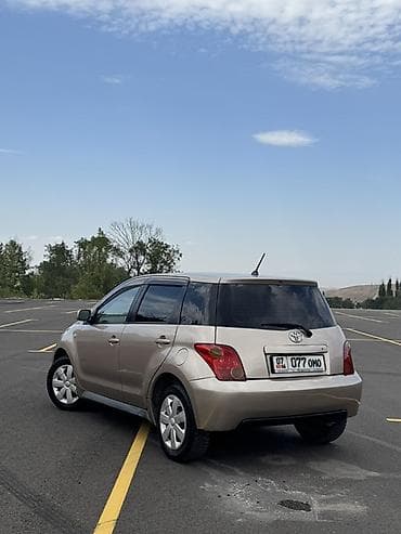 бензонасос ист: Toyota Ist: 2002 г., 1.3 л, Автомат, Бензин, Хэтчбэк — 2
