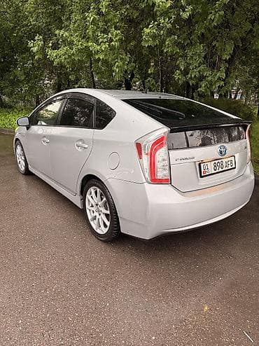 prius: Toyota Prius: 2014 г. — 1