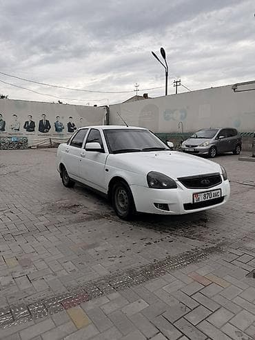 Унаа: ВАЗ (ЛАДА) Priora: 2013 г., Кол менен иштөөчү, Бензин, Седан — 5
