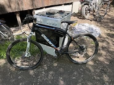 Горный велосипед, Giant, Рама M (156 - 178 см), Алюминий, Б/у