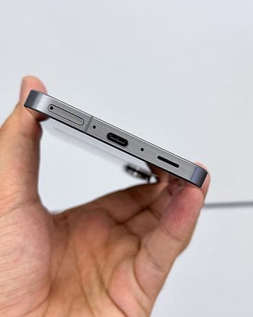 spark 10 pro: Samsung Galaxy A56 5G, Б/у, 256 ГБ, цвет - Черный, В рассрочку, 2 SIM — 5