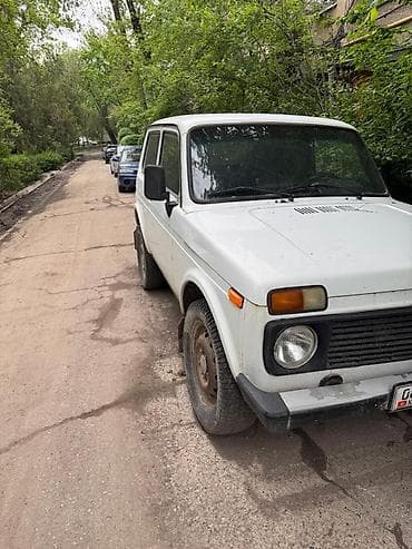 range rover 2008: ВАЗ (ЛАДА) 4x4 Нива: 2005 г., Внедорожник — 5