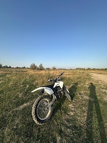 р18 r18: Эндуро/кроссовый мотоцикл белого цвета Реальному клиенту мини торг — 2