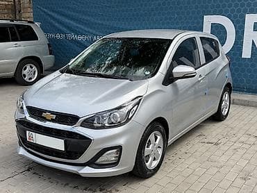 chevrolet машина: Chevrolet Spark: 2018 г., 1 л, Автомат, Бензин — 2