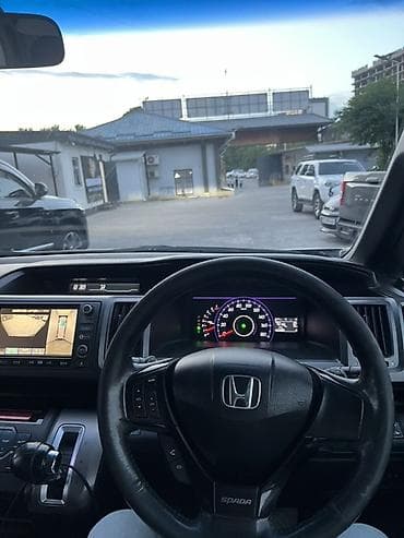 inspire 2004: Honda Stepwgn: 2010 г., 2 л, Автомат, Бензин, Минивэн — 2