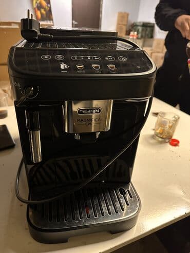 кофейная машинка: Кофеварка, кофемашина, Б/у, Самовывоз — 1