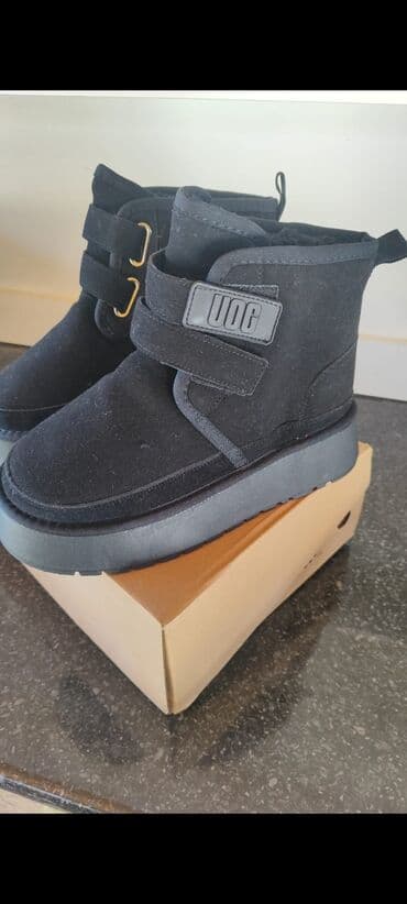 зимние сапоги: Зимние утеплённые угги/полусапоги, цвет чёрный. - Верх: мягкий — 2