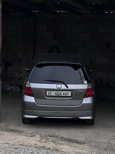 step vagon: Honda Fit: 2003 г., 1.5 л, Вариатор, Бензин, Хэтчбэк — 3