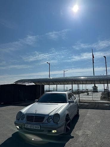 Mercedes-Benz E-Class: 2001 г., Автомат, Бензин, Седан