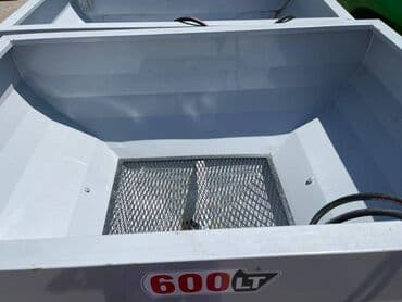 разбрасыватель: Разбрасыватель удобрений. Объем бака 1000кг, 800кг, 600 кг, 400 кг — 4