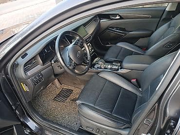 моющий пылесос для химчистки салона автомобиля бу: Kia K7: 2019 г., 2.5 л, Автомат, Бензин, Седан — 6