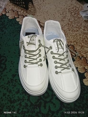 мужские кроссы: Белые мужские/унисекс кеды-сникеры в городском стиле. новые не — 2